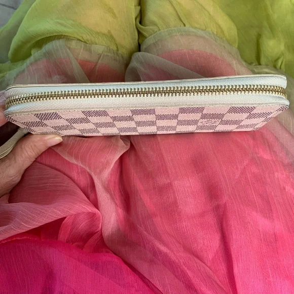 Louis Vuitton Clémence Wallet - Picture 5 of 13